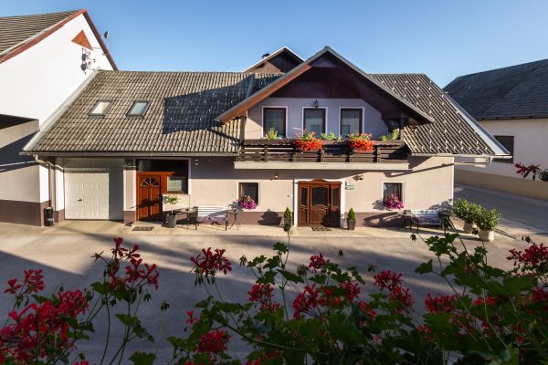 Bed & Breakfast Kepic airport Ljubljana (Cerklje na Gorenjskem)